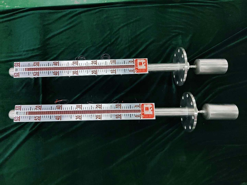 頂裝磁翻板液位計