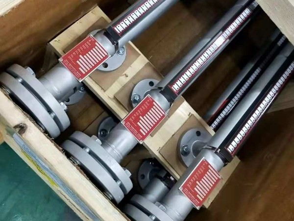 德國IA磁浮子液位計(jì)與其他進(jìn)口品牌液位計(jì)那個(gè)性比價(jià)高？