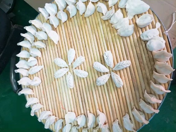 相遠儀表 迎冬至-包餃子